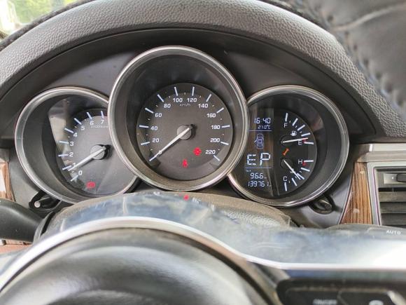 [武汉·鄂W] 二手众泰众泰SR92017款 2.0T 自动极致之光版