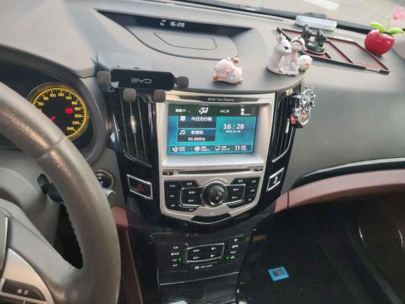 [南通·苏F] 二手比亚迪速锐2016款 1.5L 手动精英型