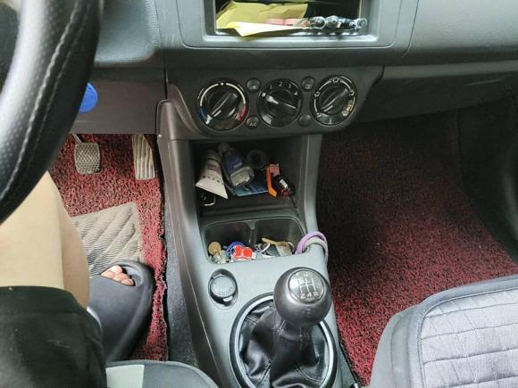 [温州·浙C] 二手铃木雨燕2013款 1.3L 手动超值版