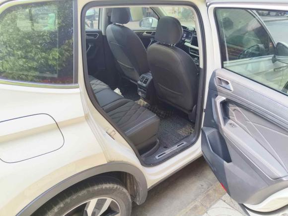 [南京·苏A] 二手大众途观L2022款 330TSI 自动两驱R-Line越享版