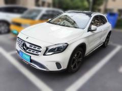 [上海·沪B] 奔驰奔驰GLA2018款 GLA 200 时尚型