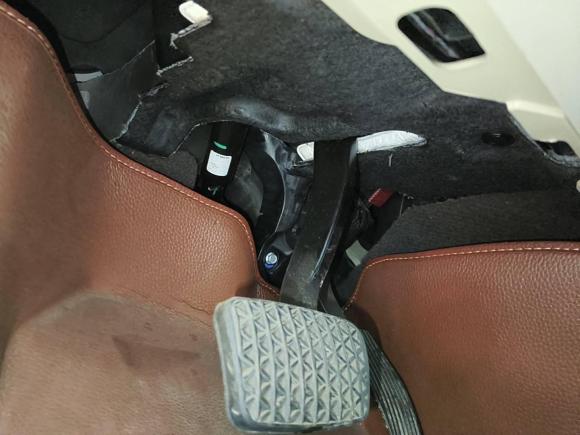 [青岛·鲁B] 二手别克君威2014款 2.0L 领先时尚型