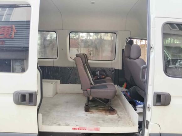 [上海·苏F] 二手依维柯依维柯欧胜2020款 3.0T 手动4.5吨底盘长轴双排F1C