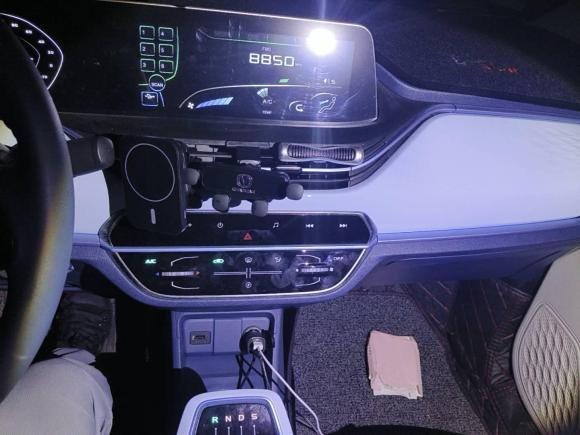 [杭州·浙A] 二手长安长安奔奔E-Star2022款 清心版 多彩款 磷酸铁锂