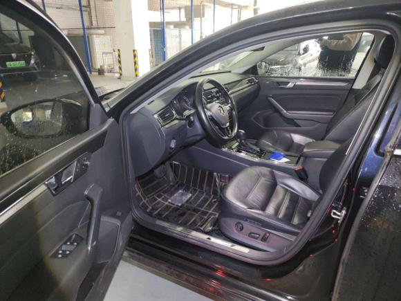 [上海·苏L] 二手大众帕萨特2016款 330TSI DSG御尊版