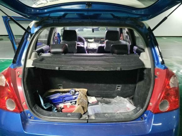 [济南·鲁A] 二手铃木雨燕2015款 1.5L 自动限定版