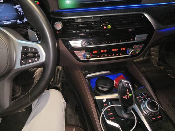 [无锡·苏B] 二手宝马宝马5系2022款 530Li 领先型 M运动套装