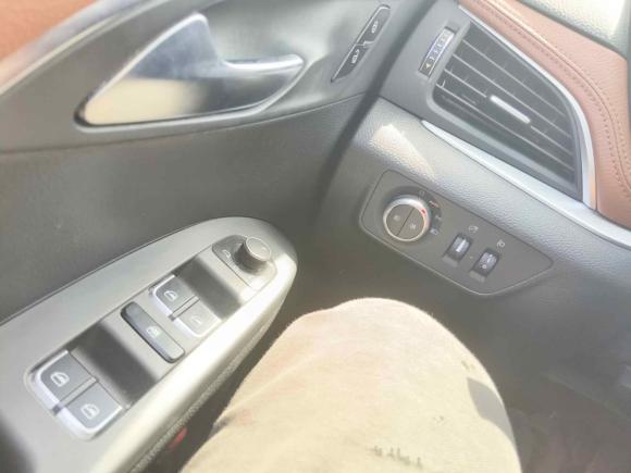 [上海·皖B] 二手宝沃宝沃BX72016款 28T 四驱旗舰版 7座