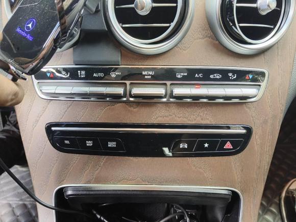 [深圳·粤B] 二手奔驰奔驰GLC2022款 改款三 GLC 300 L 4MATIC 豪华型