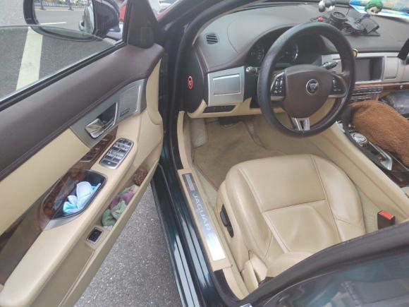 [南昌·赣A] 二手捷豹捷豹XF2015款 XF 2.0T 风华版