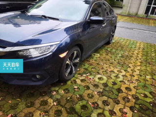 本田思域2016款 220TURBO CVT尊贵版