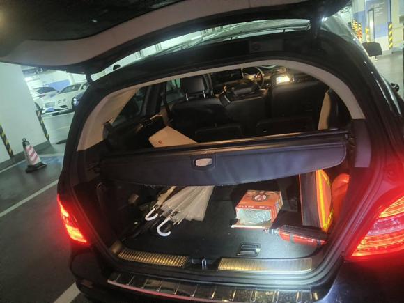 [上海·沪G] 二手奔驰奔驰R级2014款 R 320 4MATIC 商务型