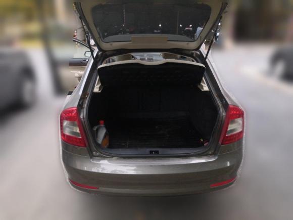 [上海·沪C] 二手斯柯达明锐2010款 1.6L 手动逸俊版