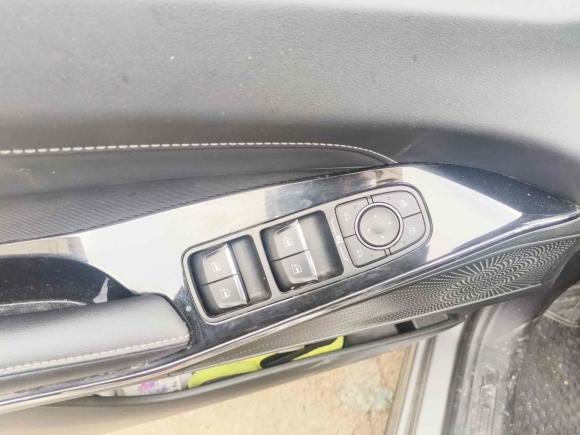 [常州·皖P] 二手哈弗哈弗H62021款 第三代 1.5T 自动两驱Max