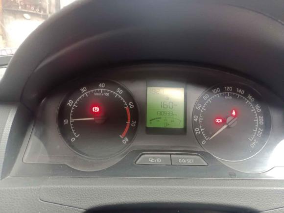 [广州·闽B] 二手斯柯达昕锐2015款 1.6L 手动智选型