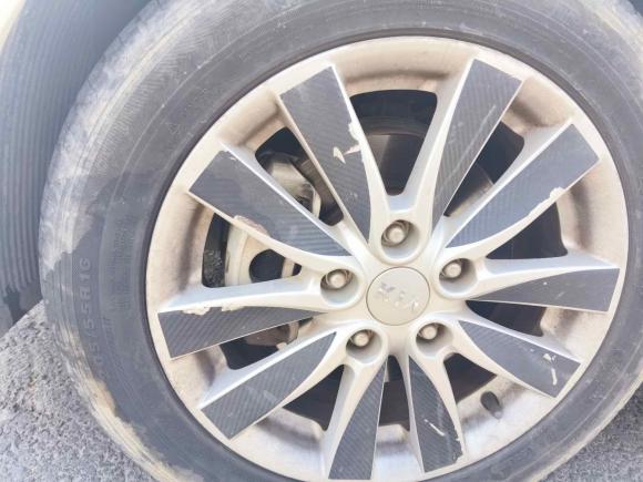 [上海·鲁Q] 二手起亚起亚K32013款 1.6L 自动GL