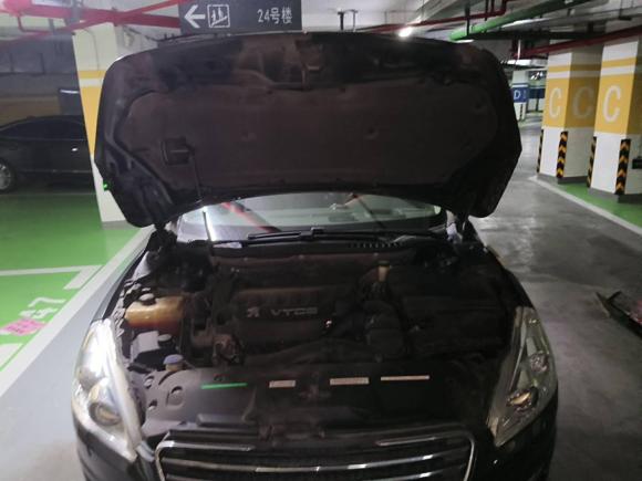 [上海·沪C] 二手标致标致5082011款 2.3L 自动旗舰版