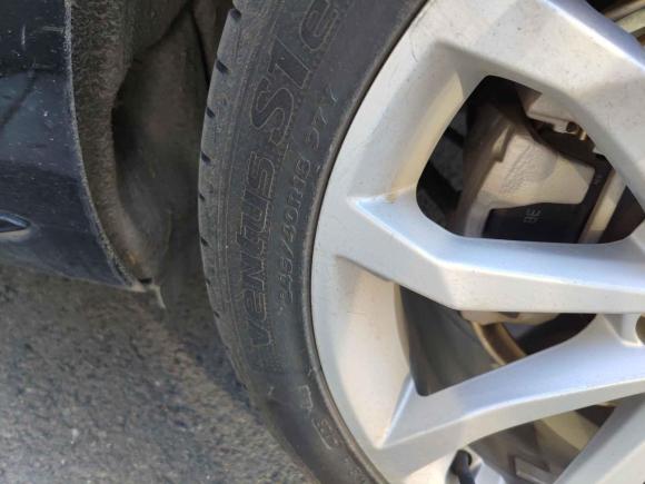 [芜湖·皖B] 二手奥迪奥迪A4L2018款 30周年年型 40 TFSI 时尚型