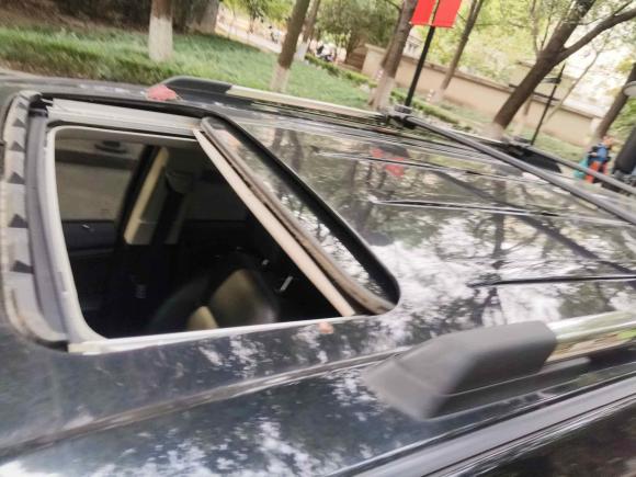 [上海·沪A] 二手道奇酷威2013款 2.4L 两驱尊尚版