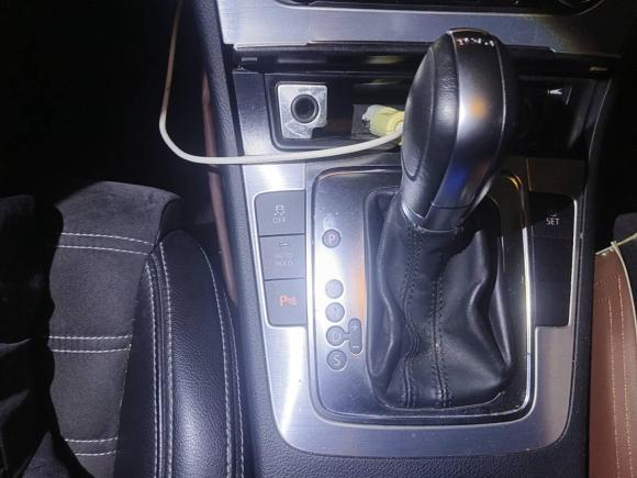 [深圳·粤B] 二手大众一汽-大众CC2011款 1.8TSI 豪华型