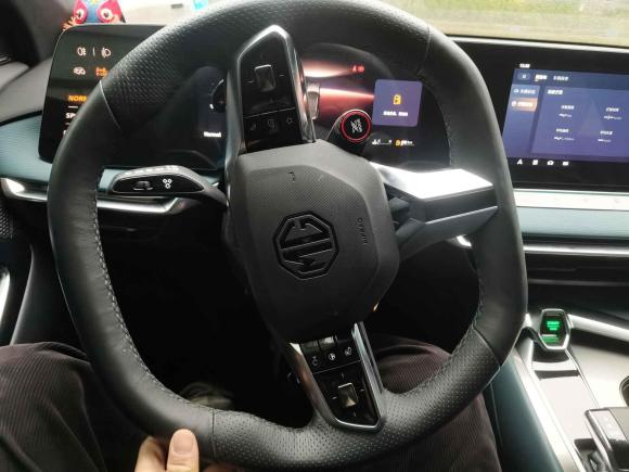 [上海·沪B] 二手名爵MG72023款 2.0T 自动Trophy+激擎耀世版