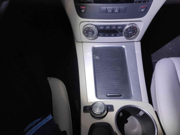 [苏州·苏U] 二手奔驰奔驰GLK级2013款 GLK 300 4MATIC 动感天窗型