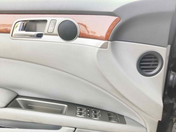 [成都·川A] 二手大众辉腾2011款 3.6L V6 5座加长商务版