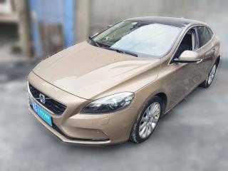 沃尔沃沃尔沃V402013款 2.0T 智雅版