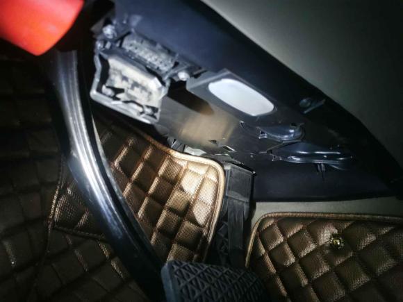 [南通·京N] 二手奔驰奔驰R级2010款 R 350 L 4MATIC