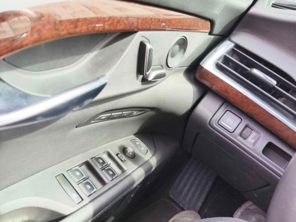 [上海·沪C] 二手凯迪拉克凯迪拉克CT62021款 28T 精英型