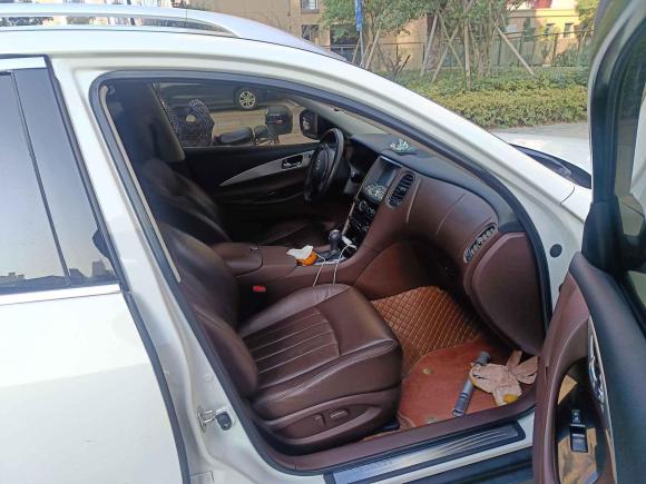 [宁波·浙B] 二手英菲尼迪英菲尼迪QX502013款 2.5L 两驱优雅版