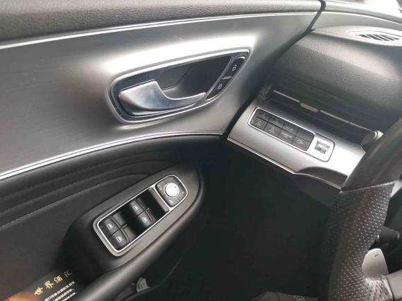 [广州·粤A] 二手荣威荣威iMAX82021款 400TGI Supreme系列尊荣版