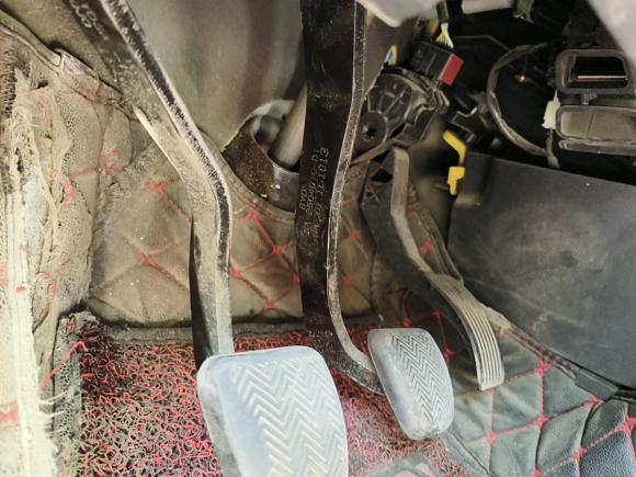 [青岛·鲁B] 二手比亚迪宋2016款 盖世版 1.5TI 手动精英型