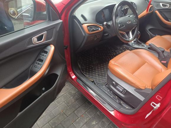 [青岛·皖B] 二手奇瑞瑞虎72016款 2.0L CVT耀臻版