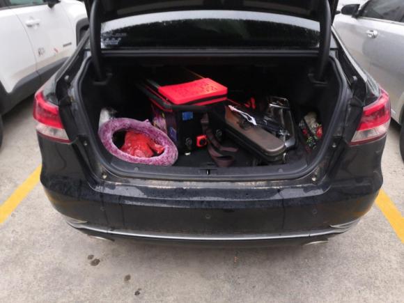 [苏州·苏E] 二手众泰众泰Z7002016款 1.8T DCT典雅型