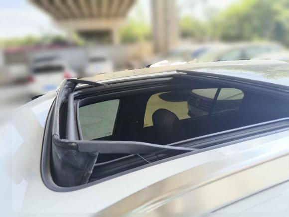 [南京·苏A] 二手凯迪拉克凯迪拉克XT42021款 28T 两驱技术型