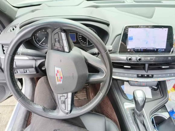 [上海·豫N] 二手凯迪拉克凯迪拉克CT42020款 28T 时尚型