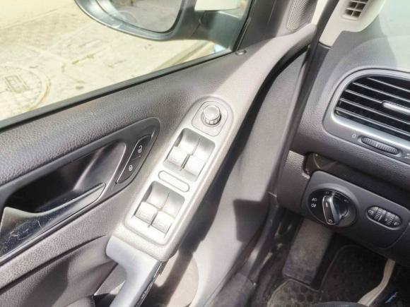 [深圳·粤B] 二手大众高尔夫2011款 1.4TSI 自动舒适型