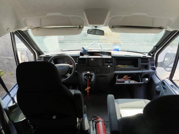 [武汉·鄂A] 二手福特新世代全顺2016款 2.2T长轴6/7座中顶多功能车