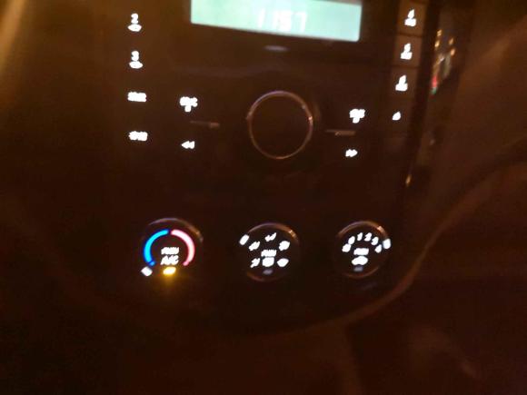 [无锡·贵B] 二手五菱汽车五菱宏光2014款 1.2L S舒适型国IV