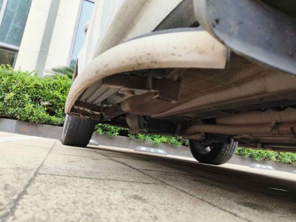 [南京·苏L] 二手路虎神行者22014款 2.2T SD4 SE柴油版