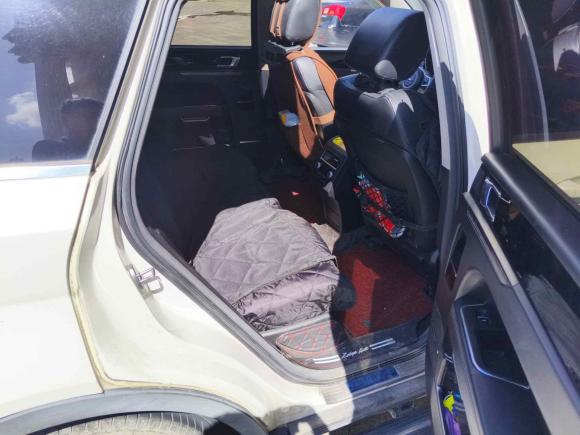 [南通·苏F] 二手众泰众泰T7002017款 1.8T 双离合尊贵型