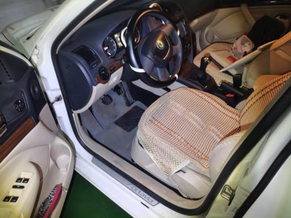 [南京·苏A] 二手斯柯达明锐2012款 1.6L 手动逸俊版