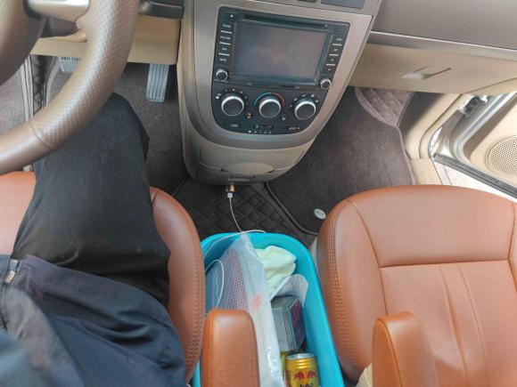 [义乌·浙A] 二手别克别克GL82012款 2.4L BASE舒适版