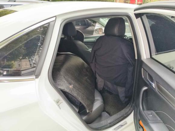 [武汉·鄂A] 二手荣威荣威i62018款 20T 自动旗舰版