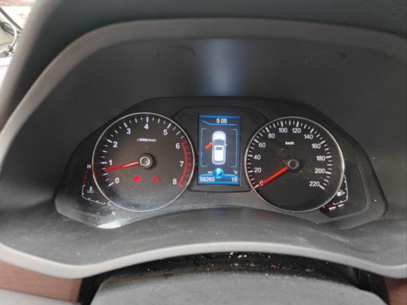 [南京·苏A] 二手一汽森雅R72017款 1.6L 自动尊贵型