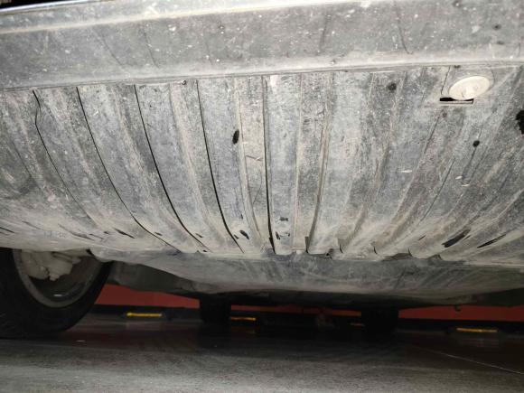 [武汉·鄂A] 二手奔驰奔驰E级2016款 E 300 L 时尚型