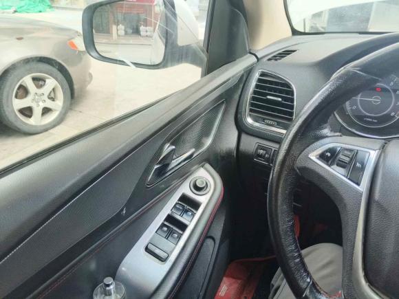 [嘉兴·浙F] 二手宝骏宝骏5602016款 1.8L iAMT豪华型