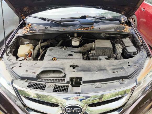 [上海·沪D] 二手比亚迪比亚迪S72015款 2.0T 升级版 自动尊贵型