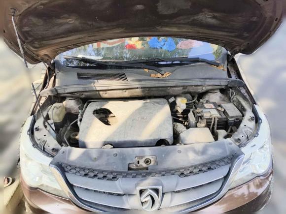 [上海·皖A] 二手宝骏宝骏7302015款 1.8L 手动舒适ESP版 7座